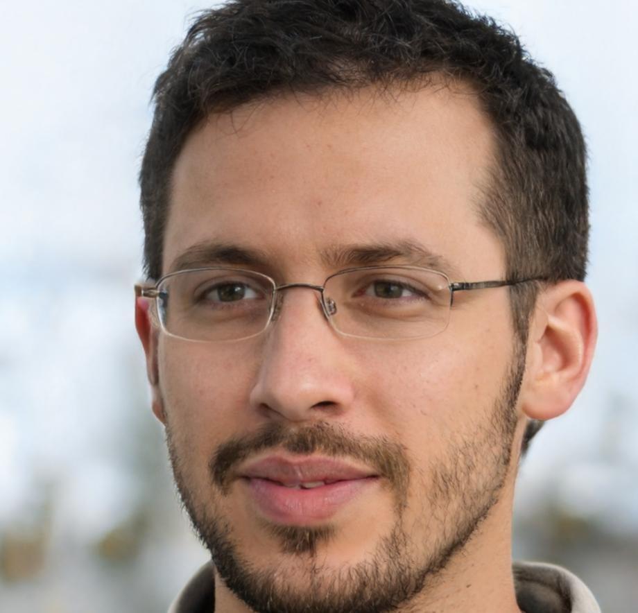 Marcus Thornfield, Senior Financial Strategist